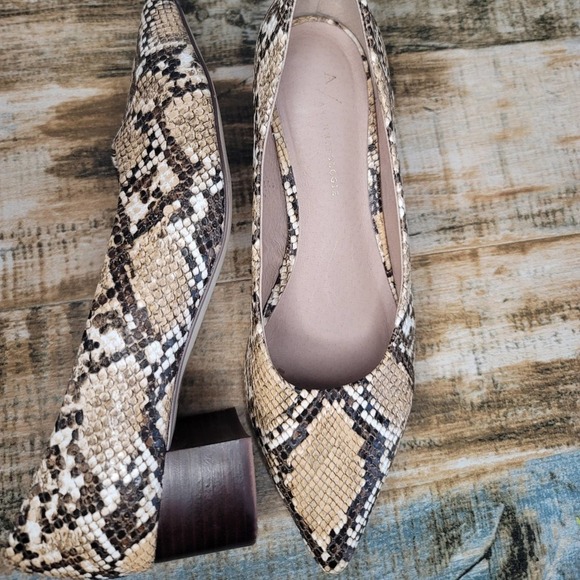 ANTHROPOLOGIE SERAPHINA SNAKESKIN EMBOSSED LEATHER POINTED TOE BLOCK HEE… - Picture 12 of 15